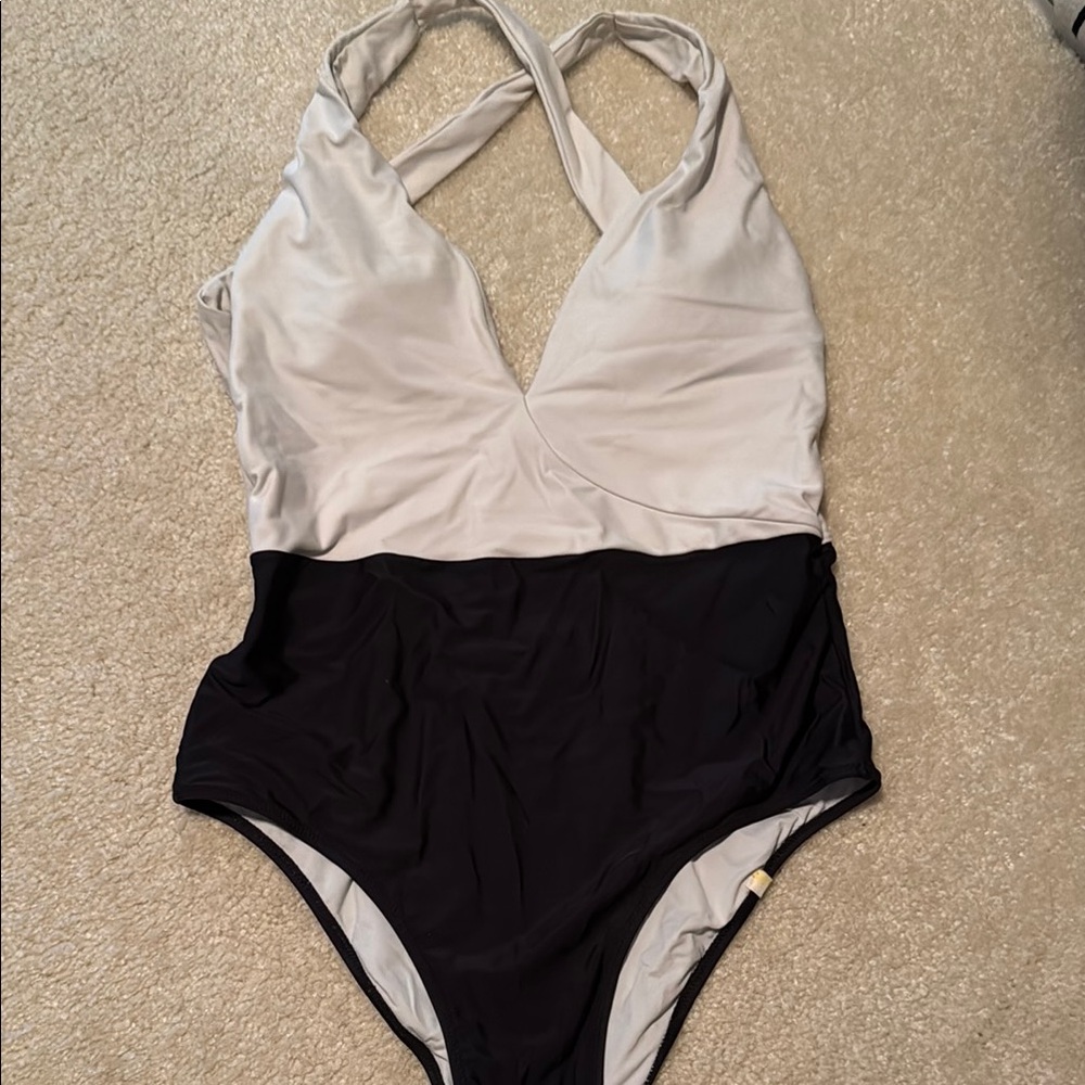 Summersalt Women's One Piece Swimsuit - Black and White